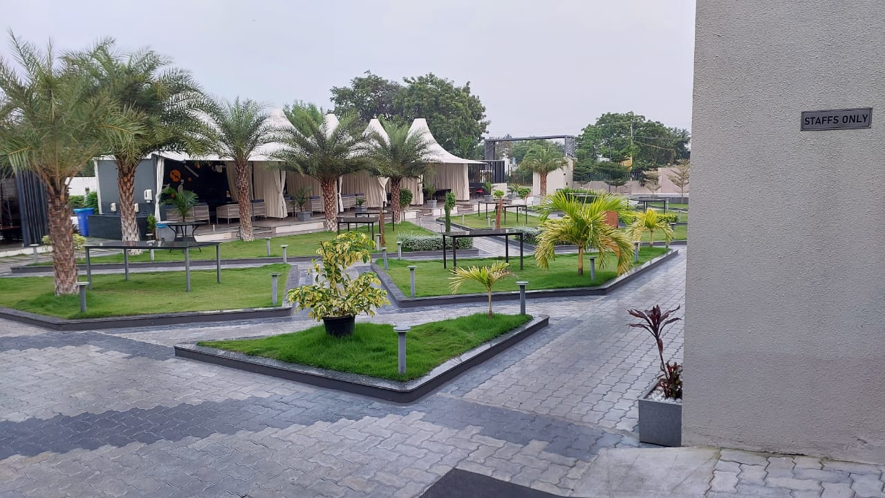 Realistic Natural Garden Landscaping