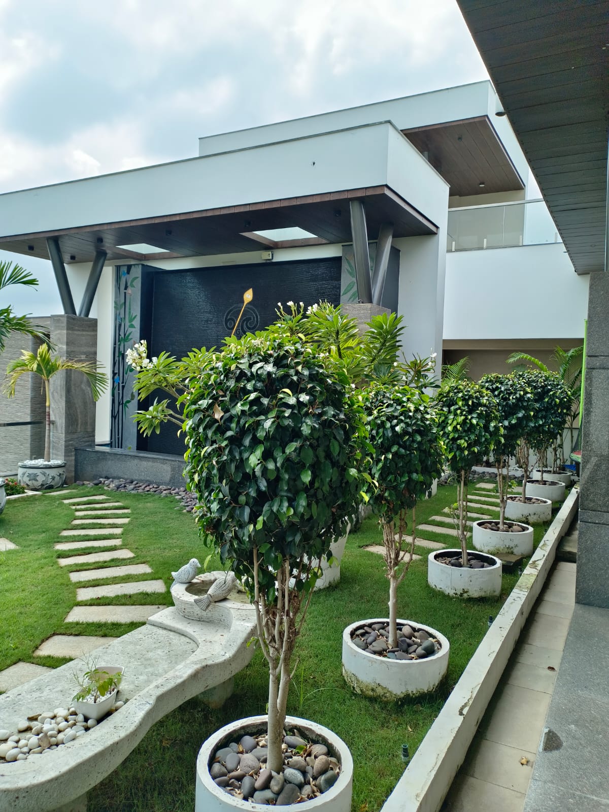 Premium Natural Garden
